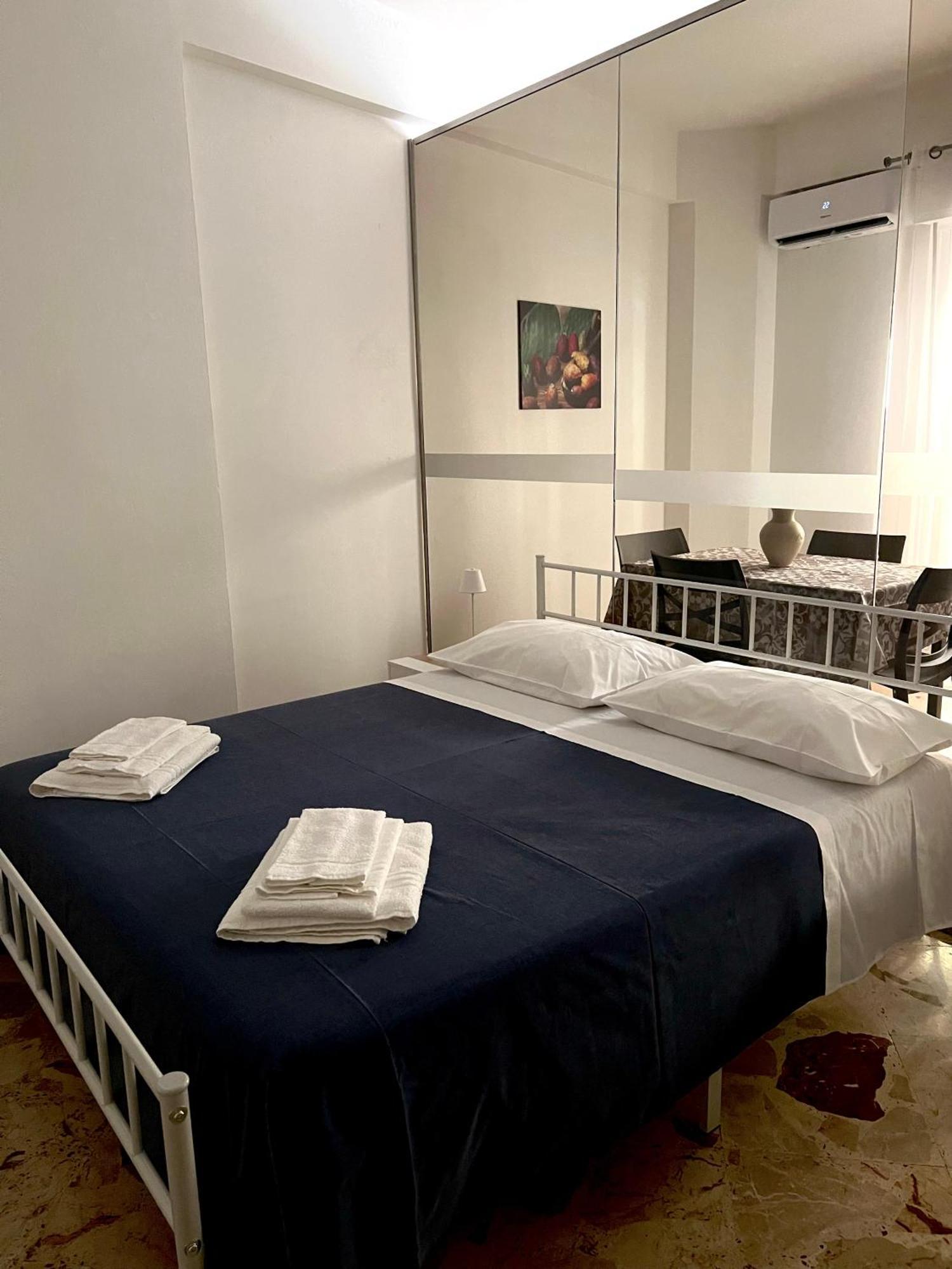 El Azis Home Palermo Exterior photo