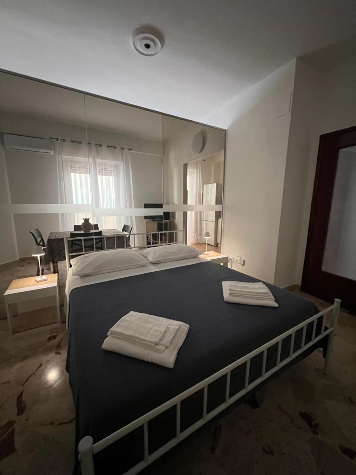 El Azis Home Palermo Exterior photo